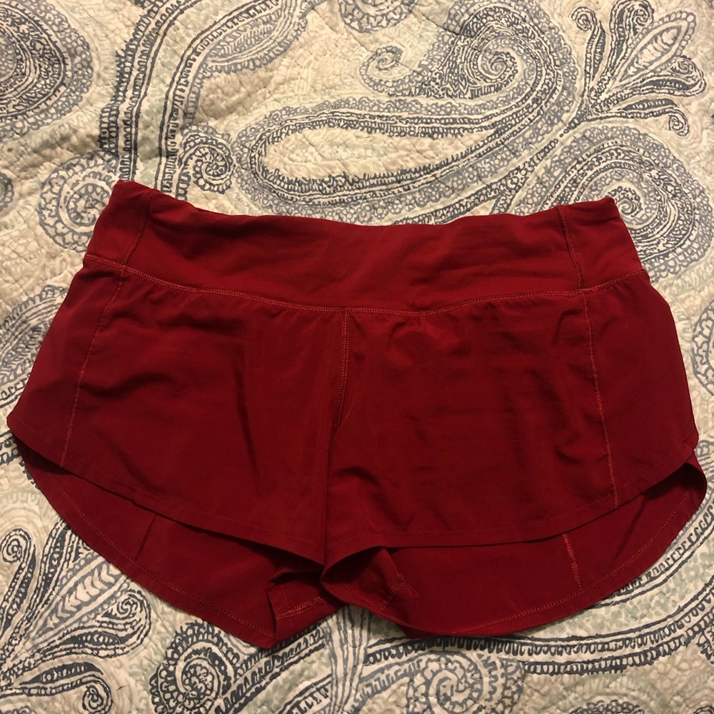 Lululemon Speed Up 2.5 shorts